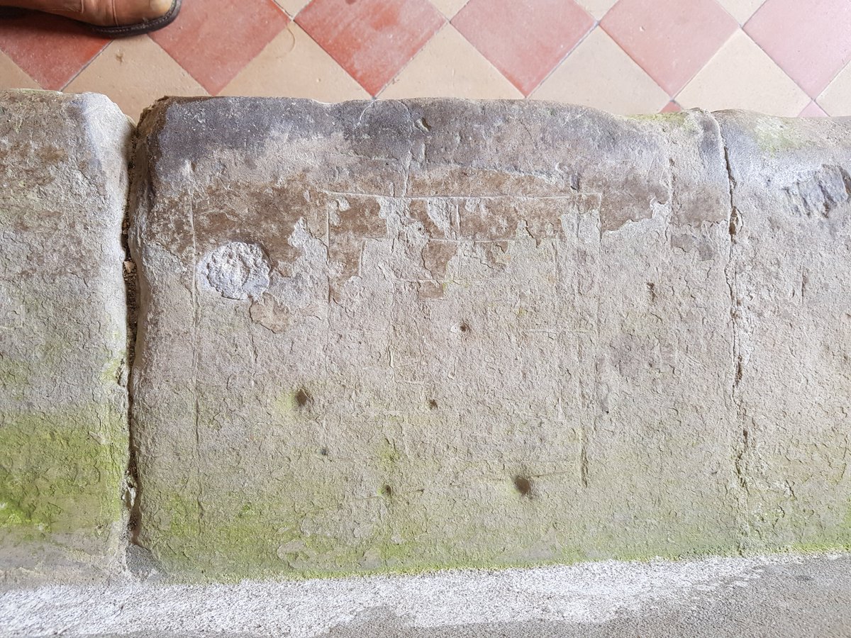 TheHistoryMouse's tweet photo. And finally from Mouse... zoom in on these light scratch marks on the stone porch settle at #StMaryStapleford #Wiltshire and you get a a pattern of four by four squares with a border. You have to look hard for this one #GraffitiTuesday #ImJustStaringAtWalls #HistoricGraffiti https://t.co/XL3fCKi0xR