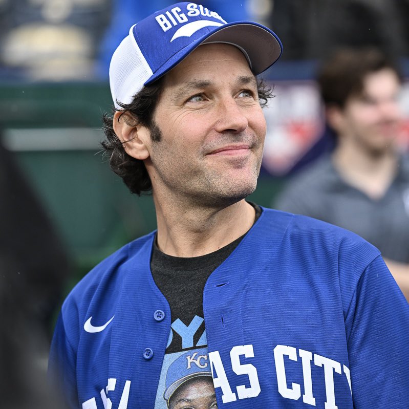 Cap America tweet media