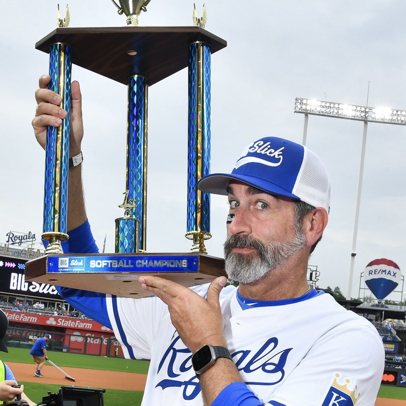 Cap America tweet media