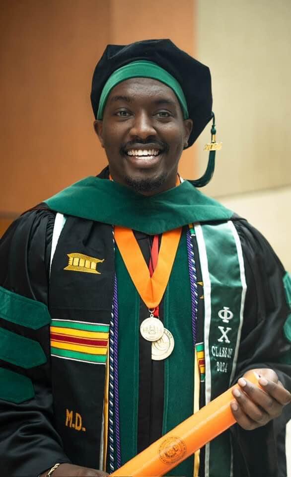 Life-changing weekend that’s been 20 years in the making!! So grateful to my family and friends for making this all possible. And thank you all for rocking with me these past 4 years!! Excited for what’s next. 

Nicholas Odiase Jr, MD 👨🏾‍⚕️

#MedTwitter