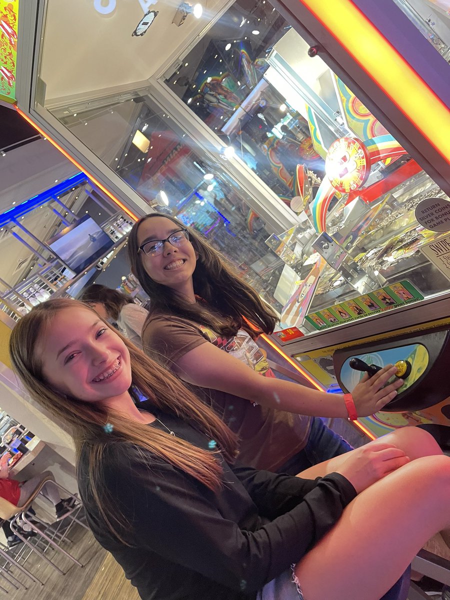 StrausGT's tweet photo. GT 8th Grade Graduation Celebration Friday night at Main Event! Three years with these bright minds….Off to great things in High School 💕👏🏽 🎓!!!  @NISDStraus  @NISDGTAA  @RootEdSA  @NISDStrausPTA https://t.co/4uYLalz1qk