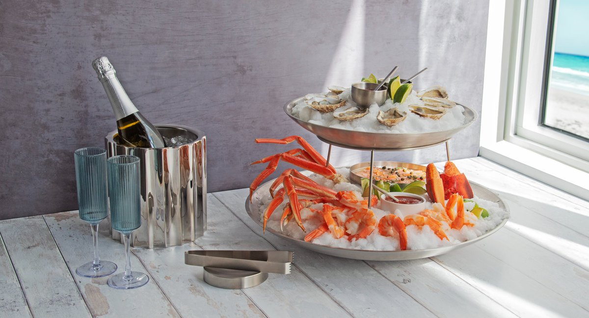TotalTablePlus's tweet image. Aww Shucks 🥰

Elevate your presentation with Harmony™ double-walled Servers and Display Riser, from @FOHInc 

#seafoodtowers #barsandrestaurants #tabletopmatters #newcollection #FOH