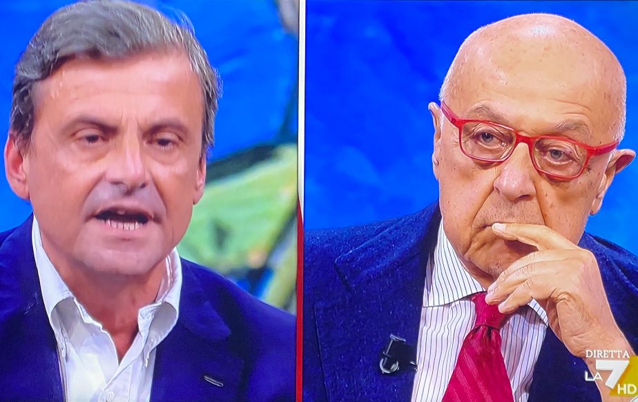 Quel cialtrone di #calenda sistema la vecchia cariatide fascista. 5 minuti di applausi.👏 
#dimartedi