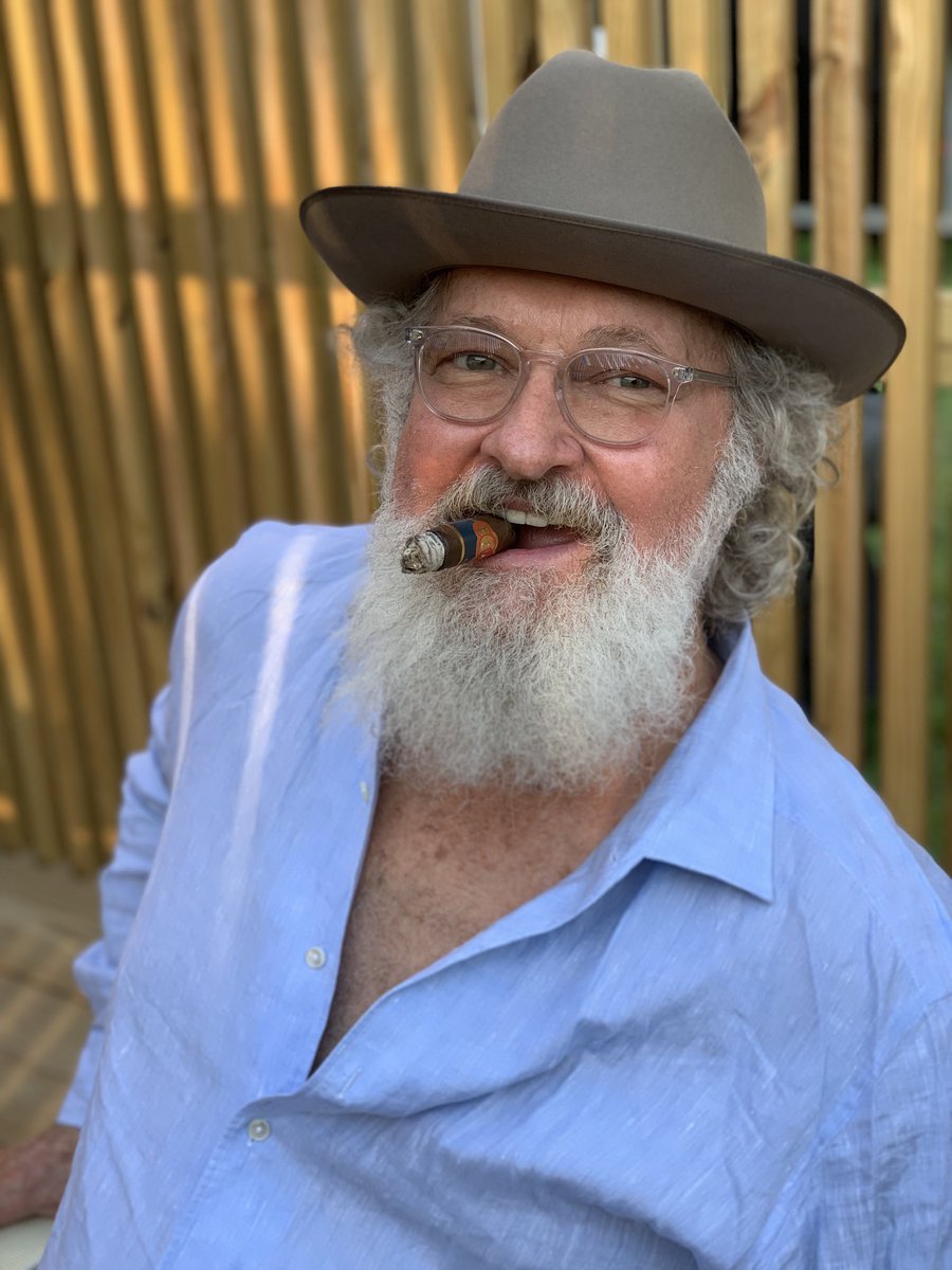 Randy Quaid tweet media