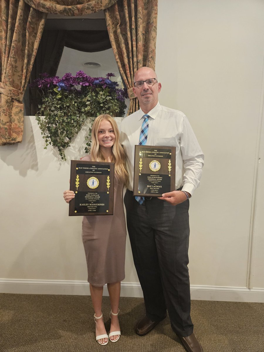 WMAthletics (@wmathleticdept) on Twitter photo Congratulations to Aiden Lingren (WMPQPL Ice Hockey) Coach Ray LaCroix (Girls Basketball) and Kailey Maskerines (soccer, basketball, lax, flag) for being honored by the Paterson Old Timers. Way to go! #wmhometownpride #beherebeherd #GoHighlanders <a href="/WMPQ_Hockey/">WMPQ IceHockey</a> <a href="/wmhsgirlslax/">WMHS Girls Lacrosse</a> Congratulations to Aiden Lingren (WMPQPL Ice Hockey) Coach Ray LaCroix (Girls Basketball) and Kailey Maskerines (soccer, basketball, lax, flag) for being honored by the Paterson Old Timers. Way to go! #wmhometownpride #beherebeherd #GoHighlanders <a href="/WMPQ_Hockey/">WMPQ IceHockey</a> <a href="/wmhsgirlslax/">WMHS Girls Lacrosse</a>