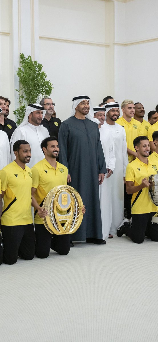 _iihx25's tweet photo. كمية فخر .. والله الفرحة اعظم من الثنائية 💛🫂 https://t.co/Peg56cOnuo