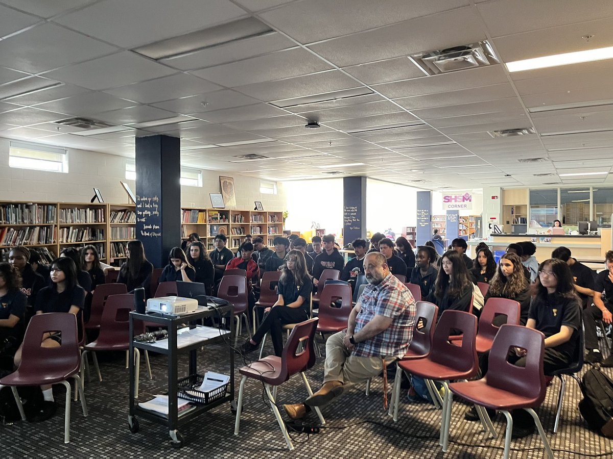 So great to have the amazing <a href="/TheDHTaylor/">Drew Hayden Taylor</a> talk to our classes about his work, writing and Indigenous Literature. Thank you again for joining us! We all learned so much. <a href="/MpjEnglish/">MPJ English Department</a> <a href="/MPJ_TCDSB/">Monsignor Percy Johnson Catholic Secondary School</a> <a href="/TCDSB/">Toronto Catholic District School Board</a>