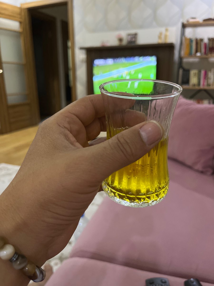 Hayatın küçük zevklerinden biri #viski 🥃