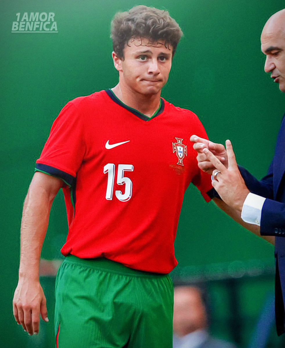O homem que vai trazer o Euro para Portugal e ao seu lado Roberto Martinez ! 😍🦅