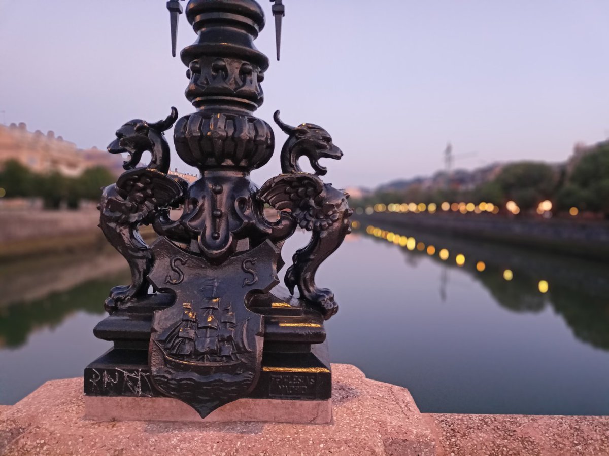 therfer's tweet image. Already in Donosti, 5 years later, enjoying the pintxos, the Rammstein fans, the spectacular sunset... and how to fold a poster so you don&apos;t have to pay to bill it in @vueling 😅... Ok, tomorrow #StatisticalLearning Conference #IASL2024

@bcbl_ @necaro12  @raoiforca @ivangtorre