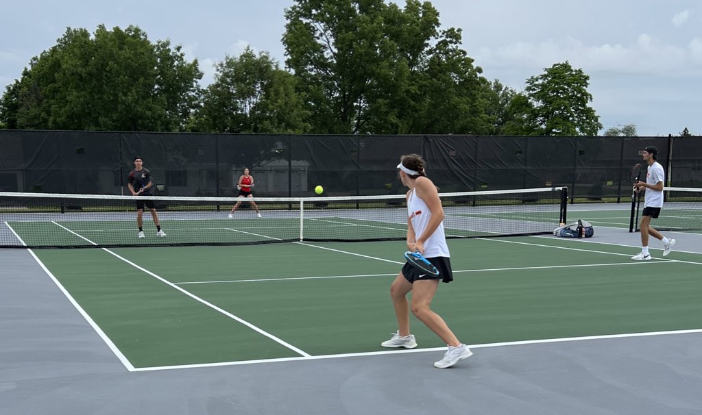 Sam Simon and Mary Jacobson got three matches in today at the Iowa State Coed Tennis Tournament in Pella. The Grinnell duo opened with a win over North Polk 6-2, 7-6(5) before falling to Waterloo Columbus and Boone.