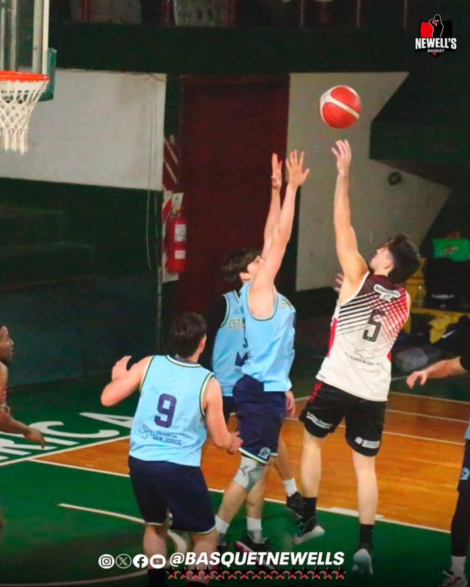 BasquetNewells's tweet photo. ⚔️ A paso firme 

🏀 Newell's luchó, sufrió y triunfó, los leprosos se impusieron 79 a 75 frente a Estudiantil y se dió un gran paso adelante pensando en la continuidad de la Superliga.

📆 Lunes 03/06 
📌 Fecha 12
🆚 Estudiantil 
✅ 79-75 https://t.co/QyDvjvCjVn