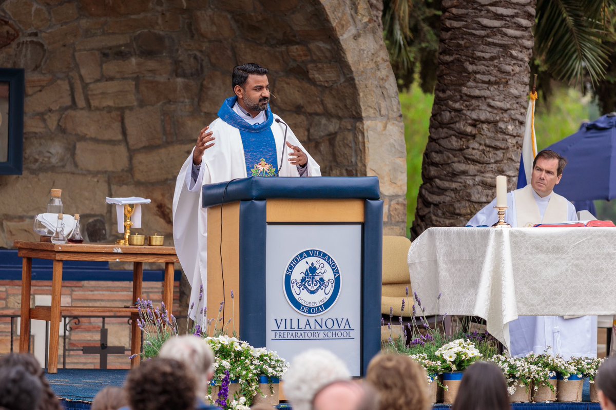 Happy first week of vacation, Nova! Before we sign off for the summer, here are some pics from the first ever graduation of our new Middle School! 

#8thgradegraduation #middleschool #ojai