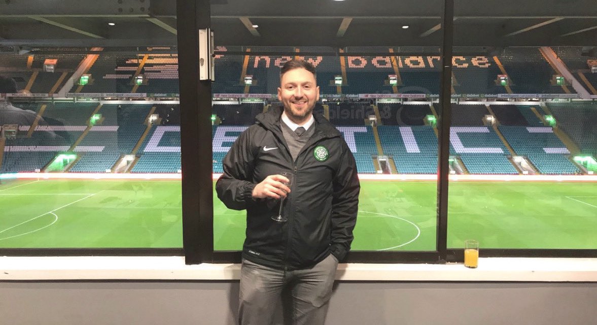 chic howe tweet media