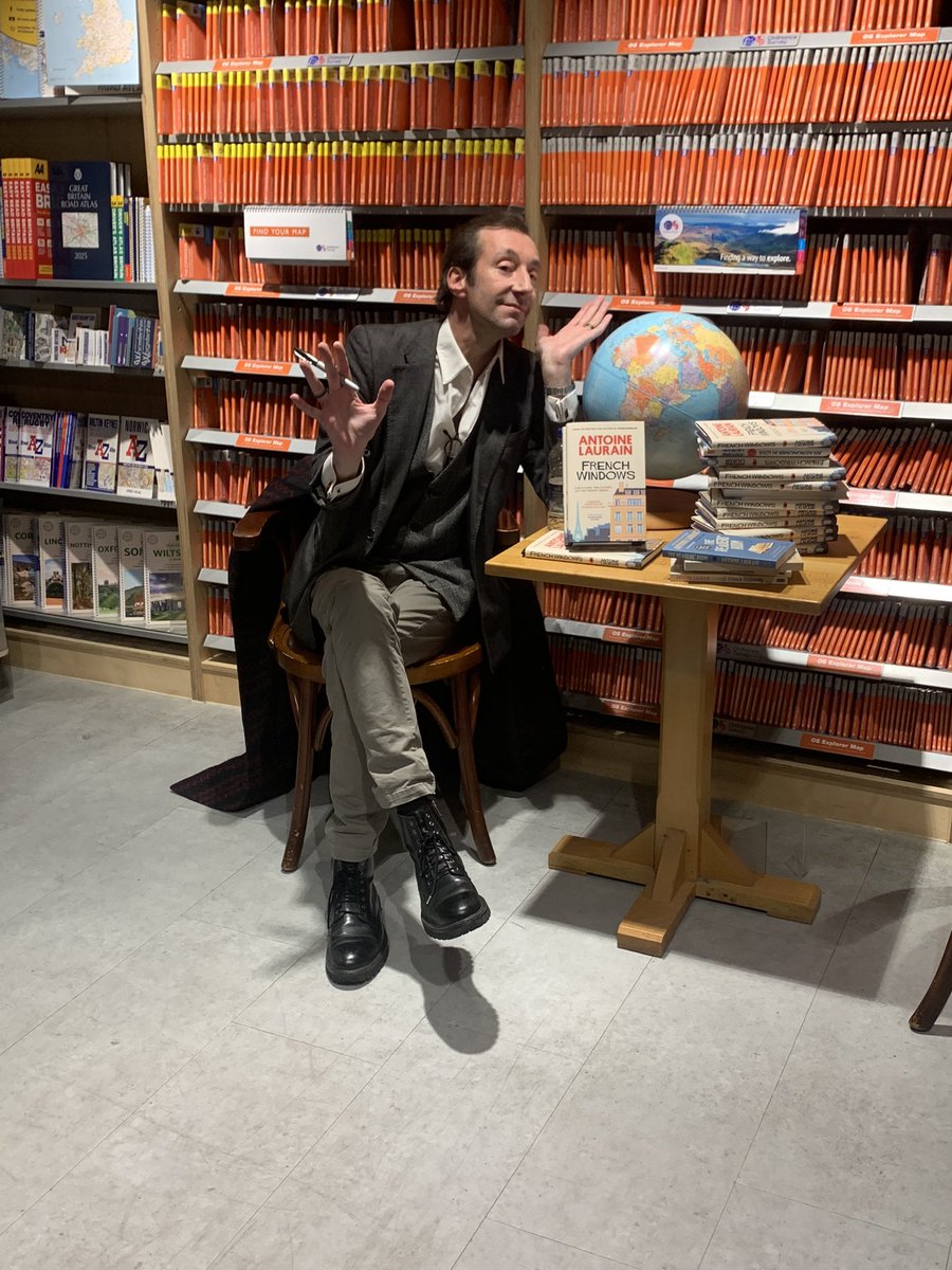 sophieglorita's tweet photo. A brilliant evening with Antoine Laurain in @StanfordsTravel! Thank for you hosting, and thanks to @JakeKerridge for asking the questions π«π·π #FrenchWindows https://t.co/GaPxLwOpXP