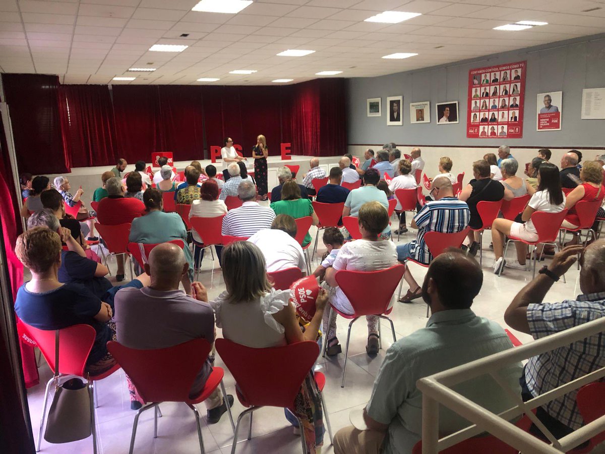 PsoeBadajozCEP's tweet photo. “Una alta participación en Extremadura sería un patrimonio político que podríamos explotar los próximos años en Europa”
🗣️ @NachoSAmor
📸 Hoy hemos tenido acto en #Calamonte, #Almendral, #Alburquerque, #VillanuevaDelFresno https://t.co/HLTSnk4xW5
