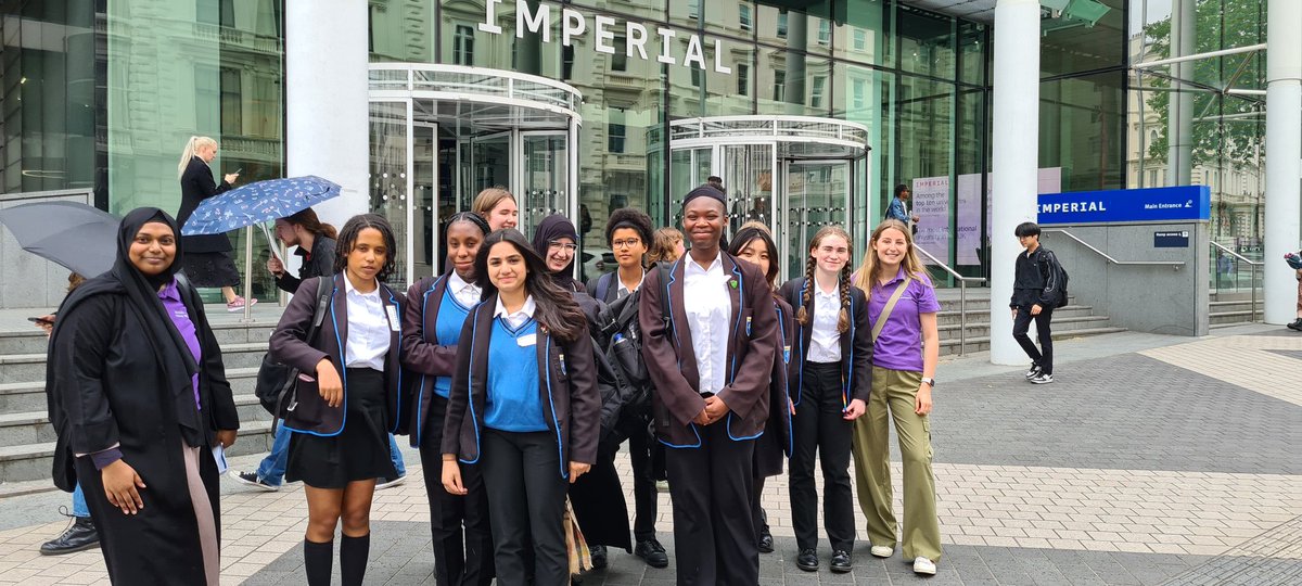 Year 10 <a href="/HarrisGirlsED/">HarrisDulwichGirls</a> had a great afternoon <a href="/imperialcollege/">Imperial College London</a> Fascinating session explaining research, Q&amp;A with student ambassadors and tour. Lovely to have an HGAED alumni as our guide. Thanks <a href="/HFexperience/">Harris Experience</a> and <a href="/imperialcollege/">Imperial College London</a> for organising.