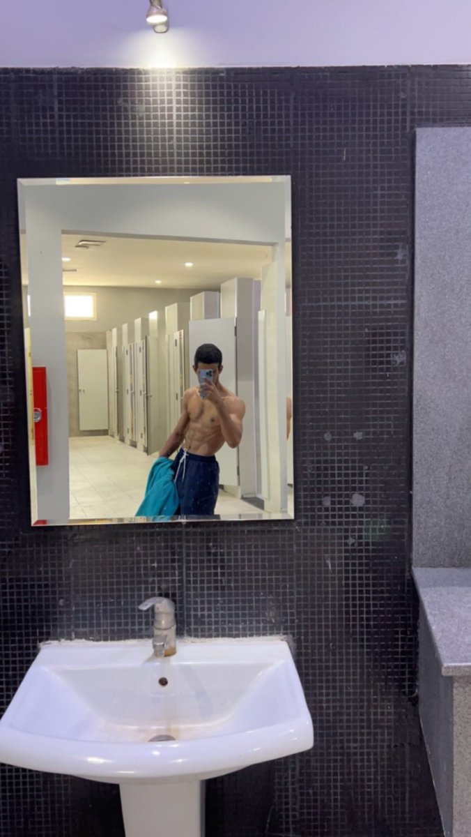 ابي سالب كلب قحبه تعال عند فحلك  فحل #سالب_الرياضْ