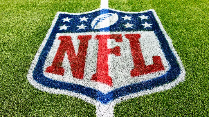 WOW! 10 NFL teams declined to put out pride month messaging this year:

Pittsburgh Steelers
Cleveland Browns
Cincinnati Bengals
Tennessee Titans
Kansas City Chiefs
Denver Broncos
Dallas Cowboys
Green Bay Packers
New Orleans Saints
Atlanta Falcons

The tide is turning!👏

Source: