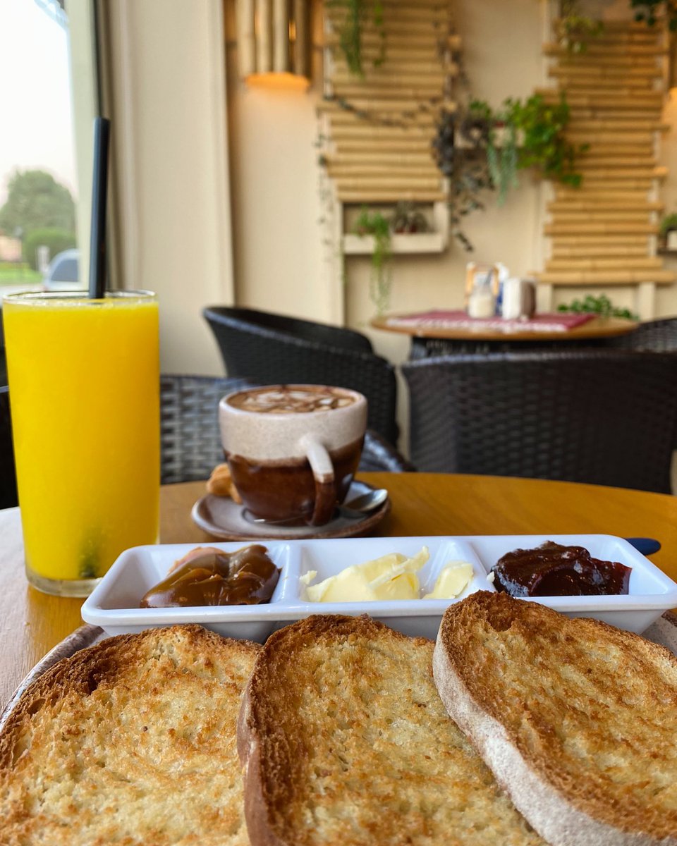 hernanvam's tweet photo. 🍽️ Hilo de 5 lugares para disfrutar gastando en total 35 mil Gs. o menos. Te salva, ahorrás y de paso sos feliz comiendo. Junté las últimas opciones que probé en esta lista que puede servirles ⬇️ https://t.co/MWBugZGDJd