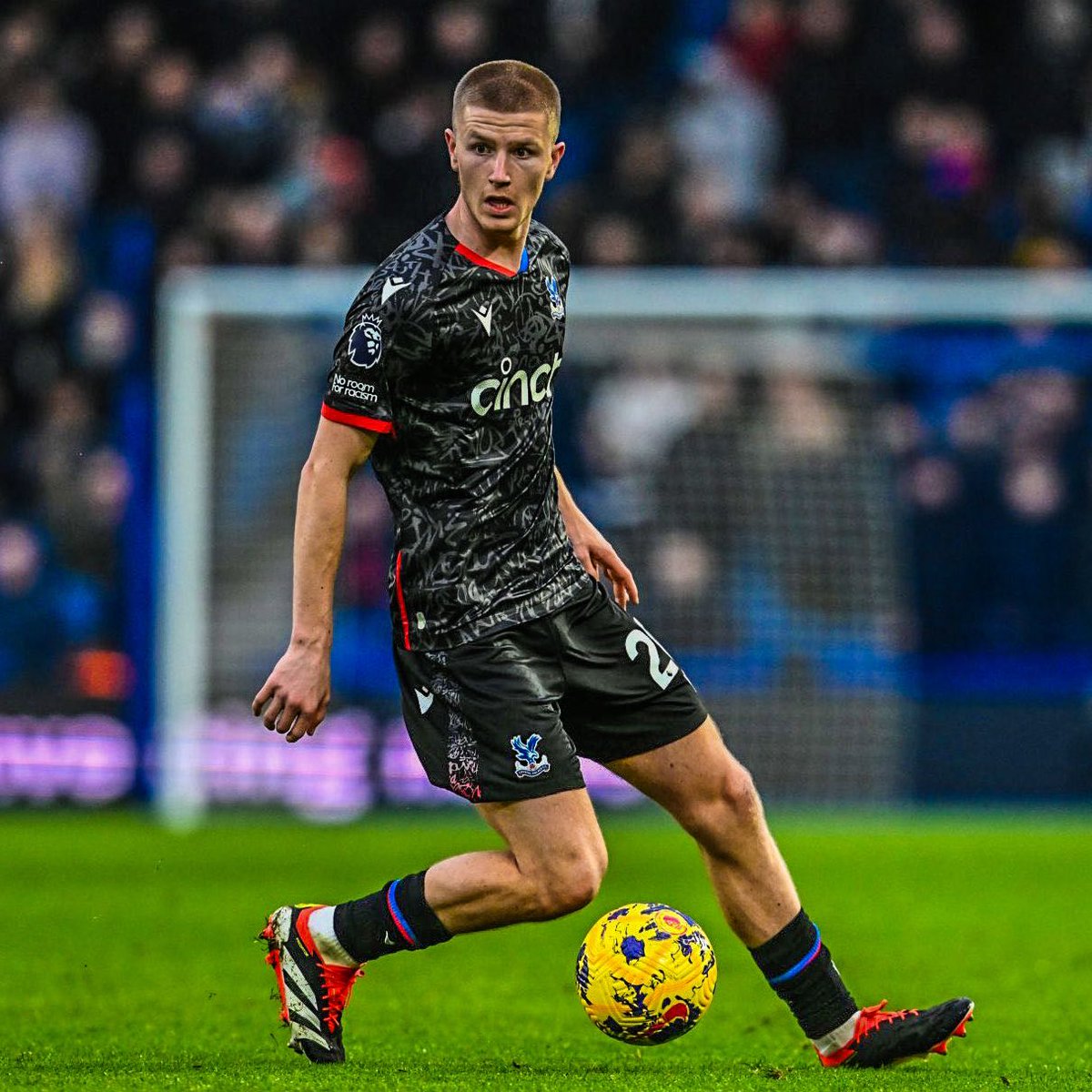 eurofootcom's tweet photo. 🏴󠁧󠁢󠁥󠁮󠁧󠁿💫 Adam Wharton: "This might sound weird, but I love wrapping passes through to the number 10 so they can turn and drive at the defence – maybe more than a goal or an assist!" (@scoutedftbl) https://t.co/RXbIVx7dBv
