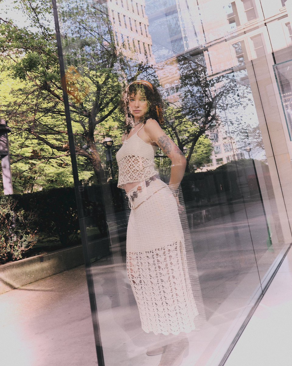 GM friends!:)
I fell in love with Vancouver from the first days of moving here. This city is incredibly inspiring for me! Here are a few photos from one of my recent photo shoots 📸