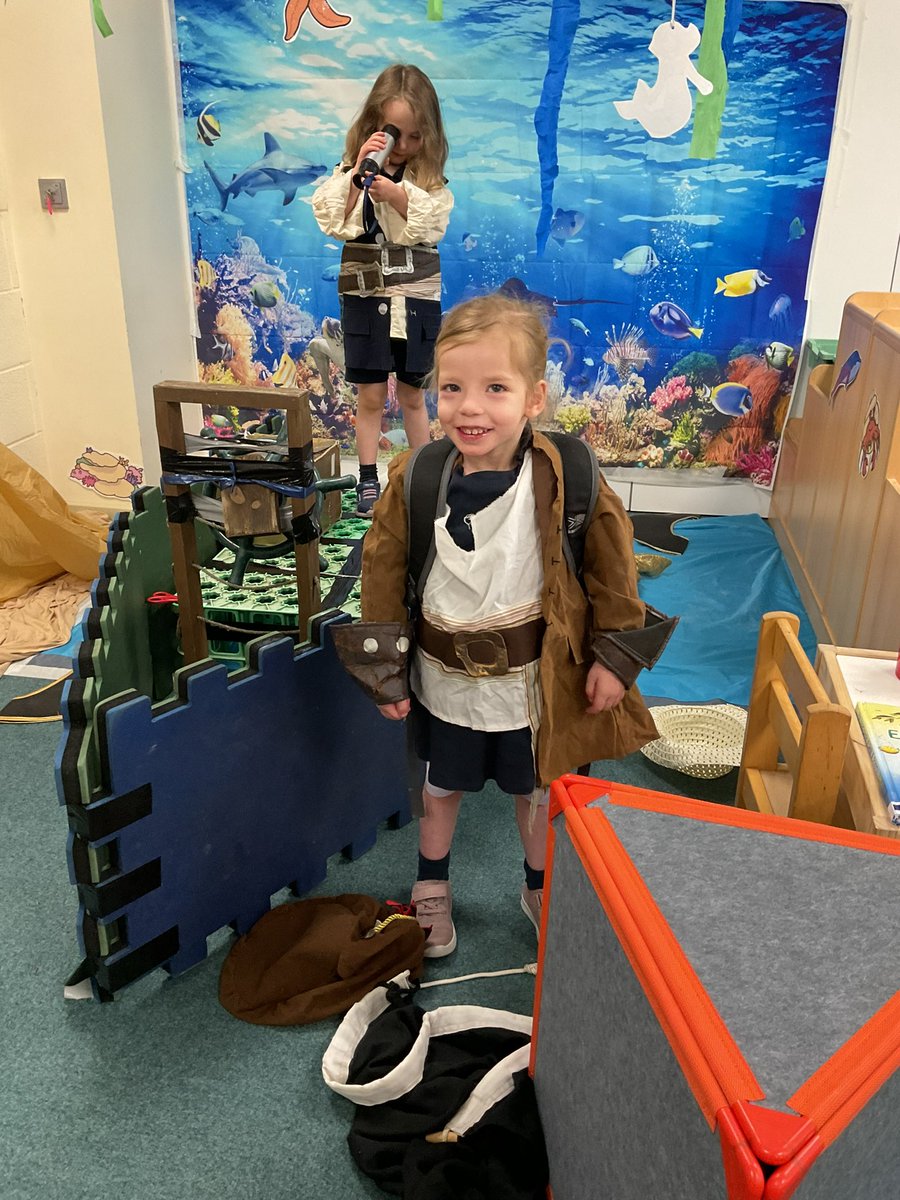 MonktonKG's tweet photo. 🏴‍☠️ Ahoy me hearties! The pirates have arrived in #MonktonKindergarten to begin their hunt for the Monkton treasure. 🏴‍☠️ https://t.co/QnMAliBg3p