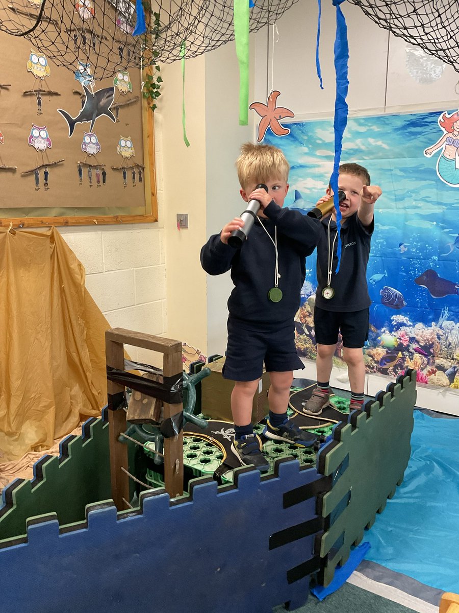 🏴‍☠️ Ahoy me hearties! The pirates have arrived in #MonktonKindergarten to begin their hunt for the Monkton treasure. 🏴‍☠️