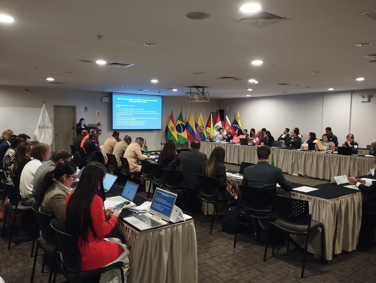 OTCAnews's tweet photo. La #OTCA impulsa la cooperación regional para combatir los incendios forestales en la Amazonía. Hoy inicia el Primer Encuentro Regional de la Red Amazónica del Manejo Integral del Fuego #RAMIF, en Lima, Perú, donde se trazan estrategias para una gestión integral del fuego. https://t.co/VCVNavbiad