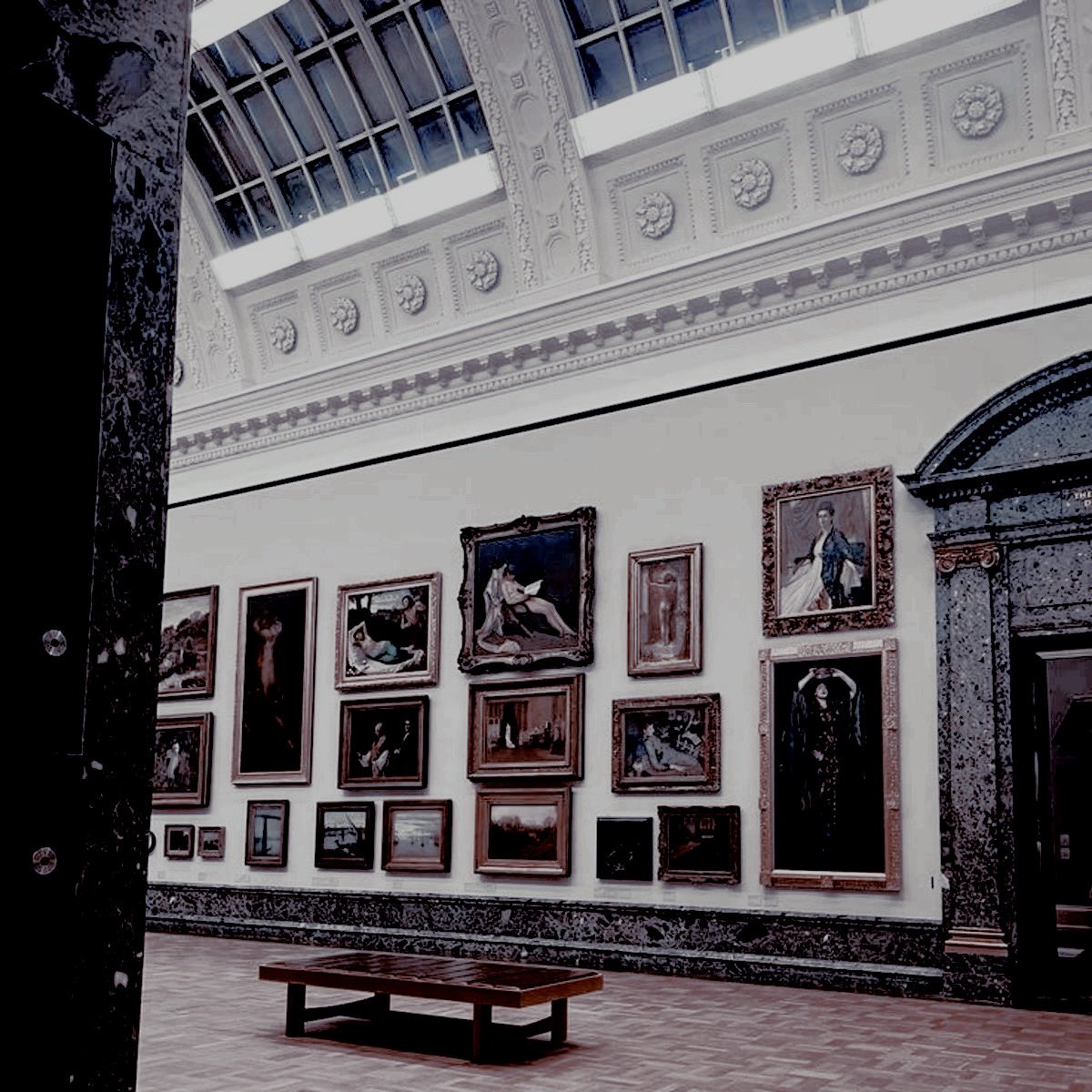 gercedes's tweet image. ⠀ 

⠀ 𝒐𝒉,  the  𝓉𝓇𝒶𝑔𝑒𝒹𝓎   …   so  𝓁𝑜𝓃𝑔,
      london.   you’ll  find  𝓈𝑜𝓂𝑒𝑜𝓃𝑒.

⠀