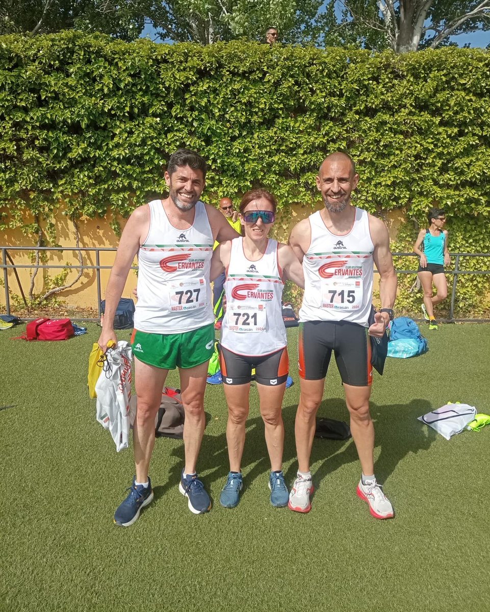 Sábado 1 Junio, Campeonato de Madrid Master disputado en Aluche. Muy buena participación y con 6 medallas 💚🤍🧡
🥉 <a href="/LiliPluf/">Lilipluf</a> 400ml /🥉 Encarni 800ml /🥇 Sergio Herance,🥉David Clemente y🥈Nieves, todos en 1500 / Antonio L.🥈 en salto de longitud
<a href="/AytoAlcalaH/">Ayuntamiento de Alcalá de Henares</a> <a href="/Alcala_Deporte/">Alcalá es Deporte</a>