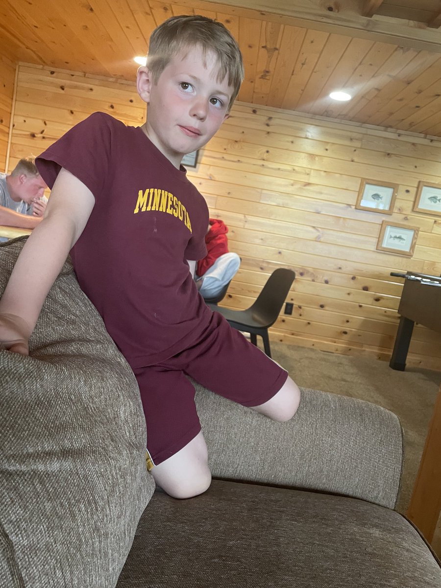 colinlee32's tweet photo. ⁦@TommyO53⁩ my boy said he wanted to wear gophers stuff today to be like his favorite guy on the powertrip https://t.co/omHa24U3r7