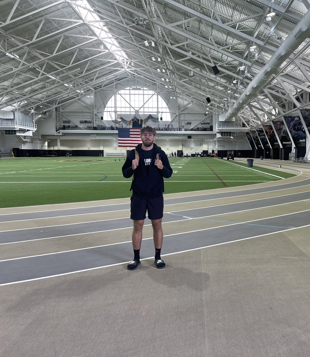 elijah_bergin's tweet photo. Camp at the University of Colorado💛🖤
#universityofcolorado #gobuffs https://t.co/2jLgbfNtJb