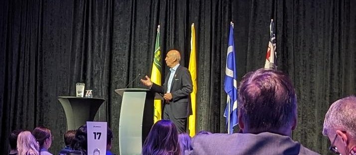 It was great to attend <a href="/SREDA_SK/">SREDA</a> 2024 'Economic Outlook Luncheon' at Prairie Land Park! 

The insightful presentation by 🎙️ Pedro Antunes, Chief Economist with <a href="/ConfBoardofCda/">The Conference Board of Canada</a>, was invaluable.

#TogetherWeBuildSK 🏗️
