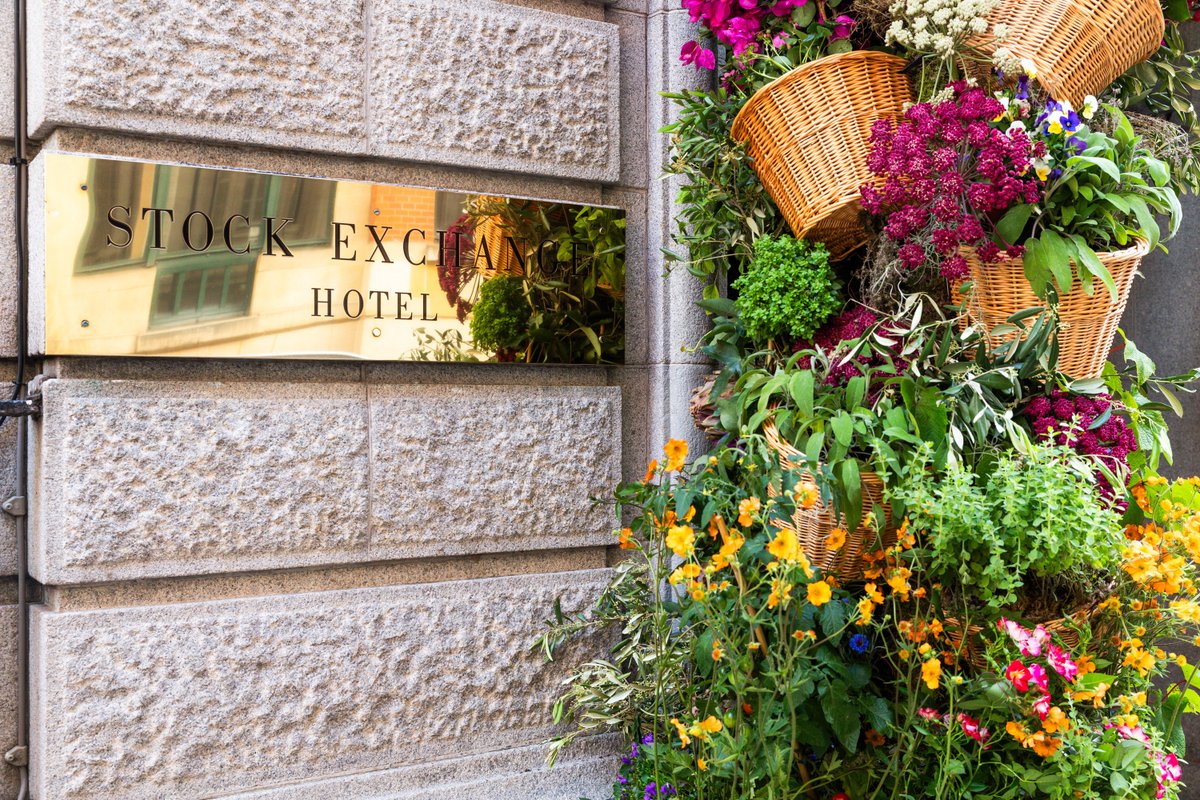 Carl Sukonik tweet media