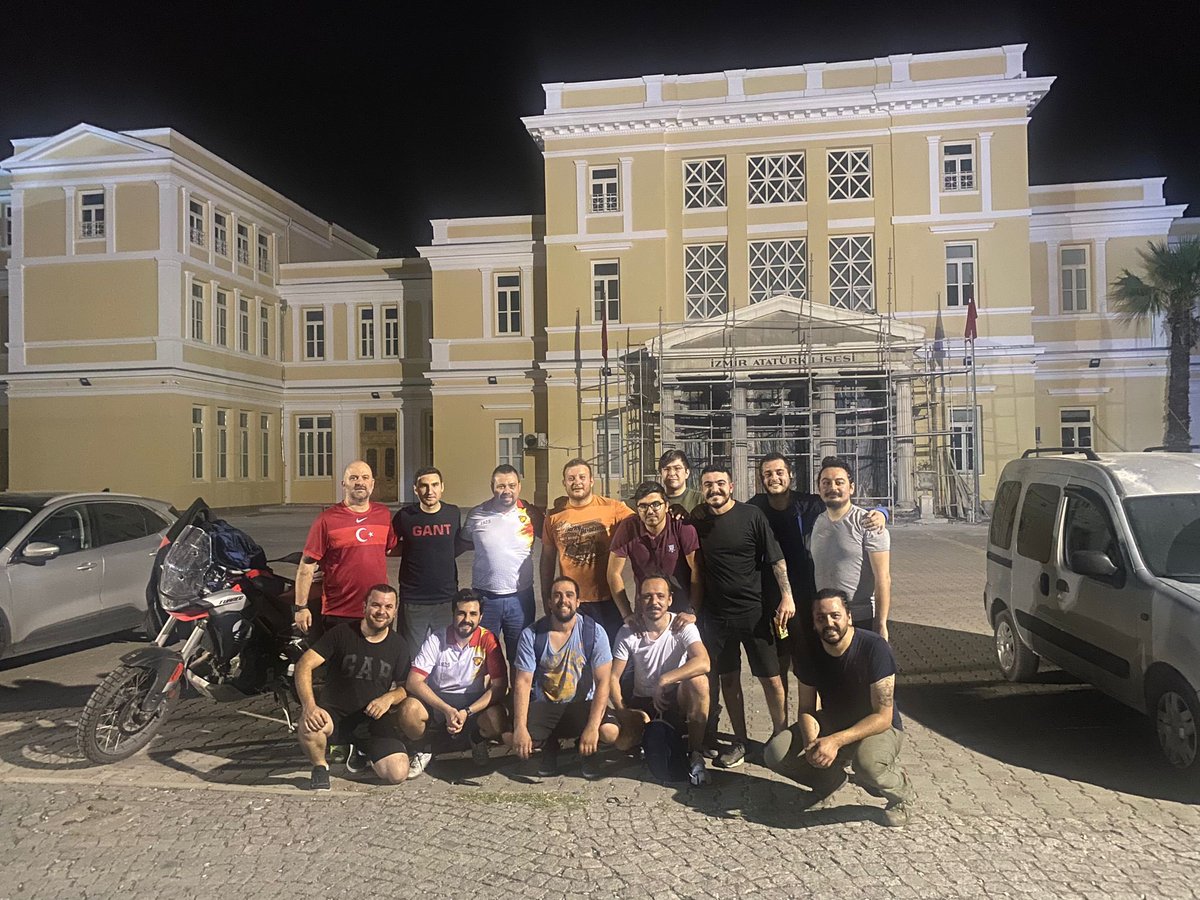 eksiGoztepe's tweet photo. Ekşi Göztepe 👊 https://t.co/9u2X8jNMpa
