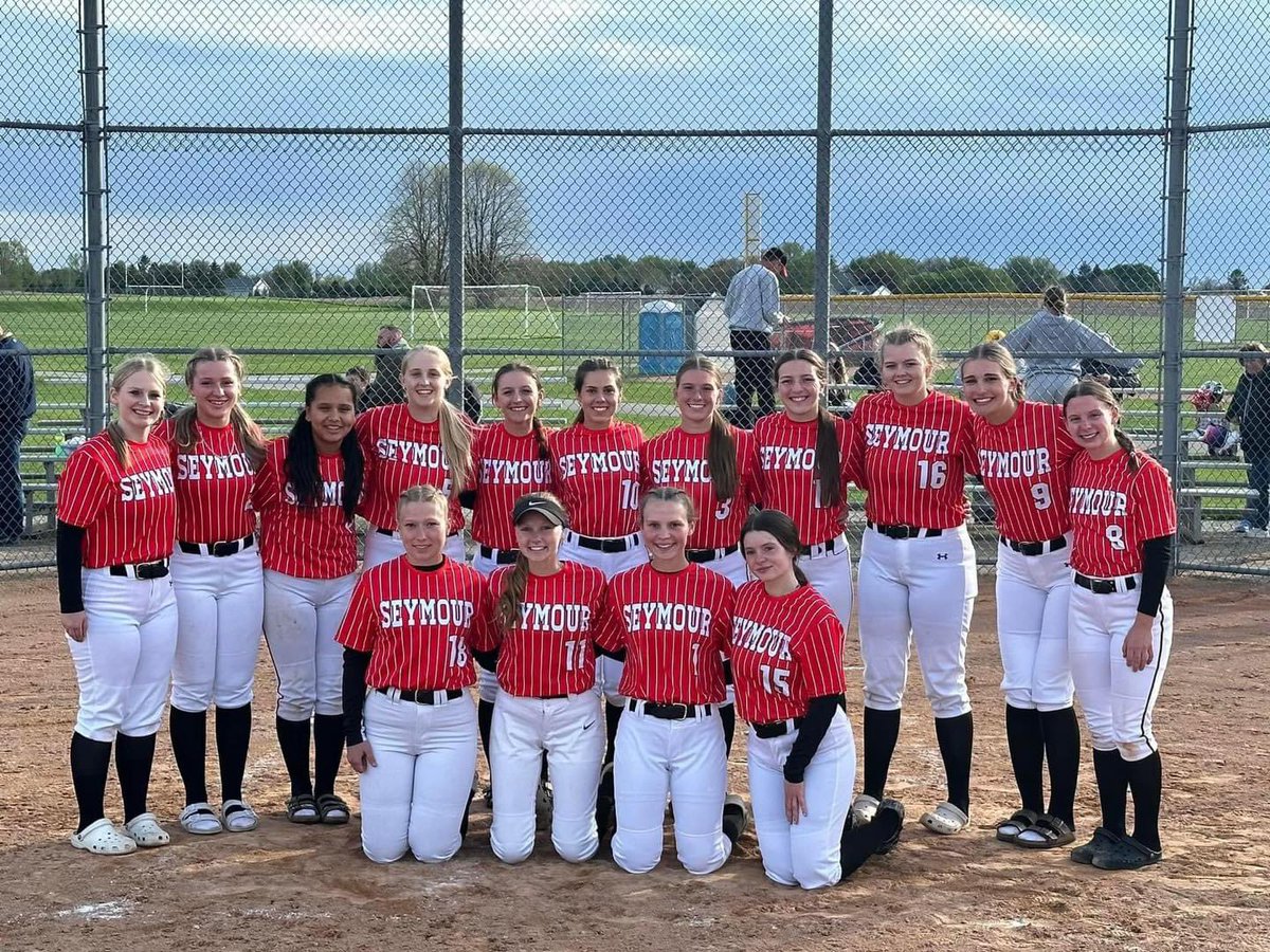 My Seymour HS team had a great season. We won the Bay Conference title as well as a Regional Championship beating the #2 team in the state in the playoffs. I was named Unanimous 1st Team All Conference as well at the Bay Conference player of the year. Excited for the summer!