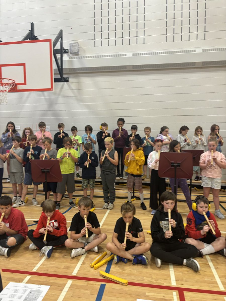 So proud of ⁦<a href="/MrsS_IRIC/">Mrs S</a>⁩ and our grade four crew for their amazing performance at our monthly assembly! It was a toe tapper ⁦<a href="/IRIC_WC/">IRIC</a>⁩