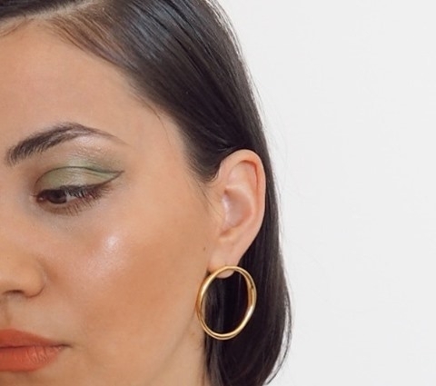 This look. 🙌🏻 Achieved with our #Natural Definition Eye Pencil in Ink.

#makeup