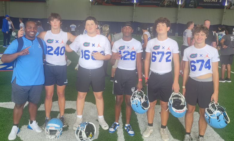 FA_LionsFB's tweet photo. Solid day at @GatorsFB Camp! #lionmade https://t.co/qoc90ny608