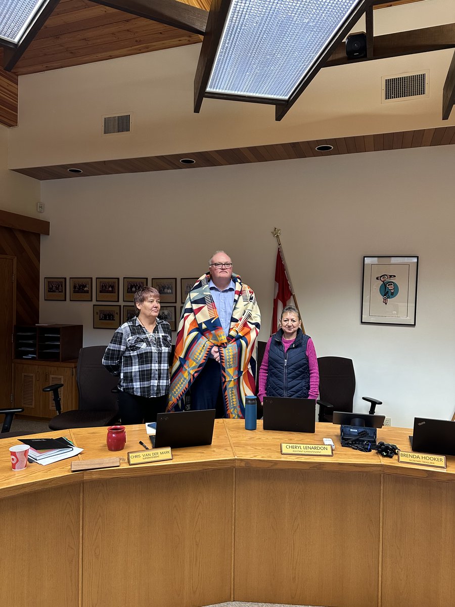 Chris van der Mark tweet media