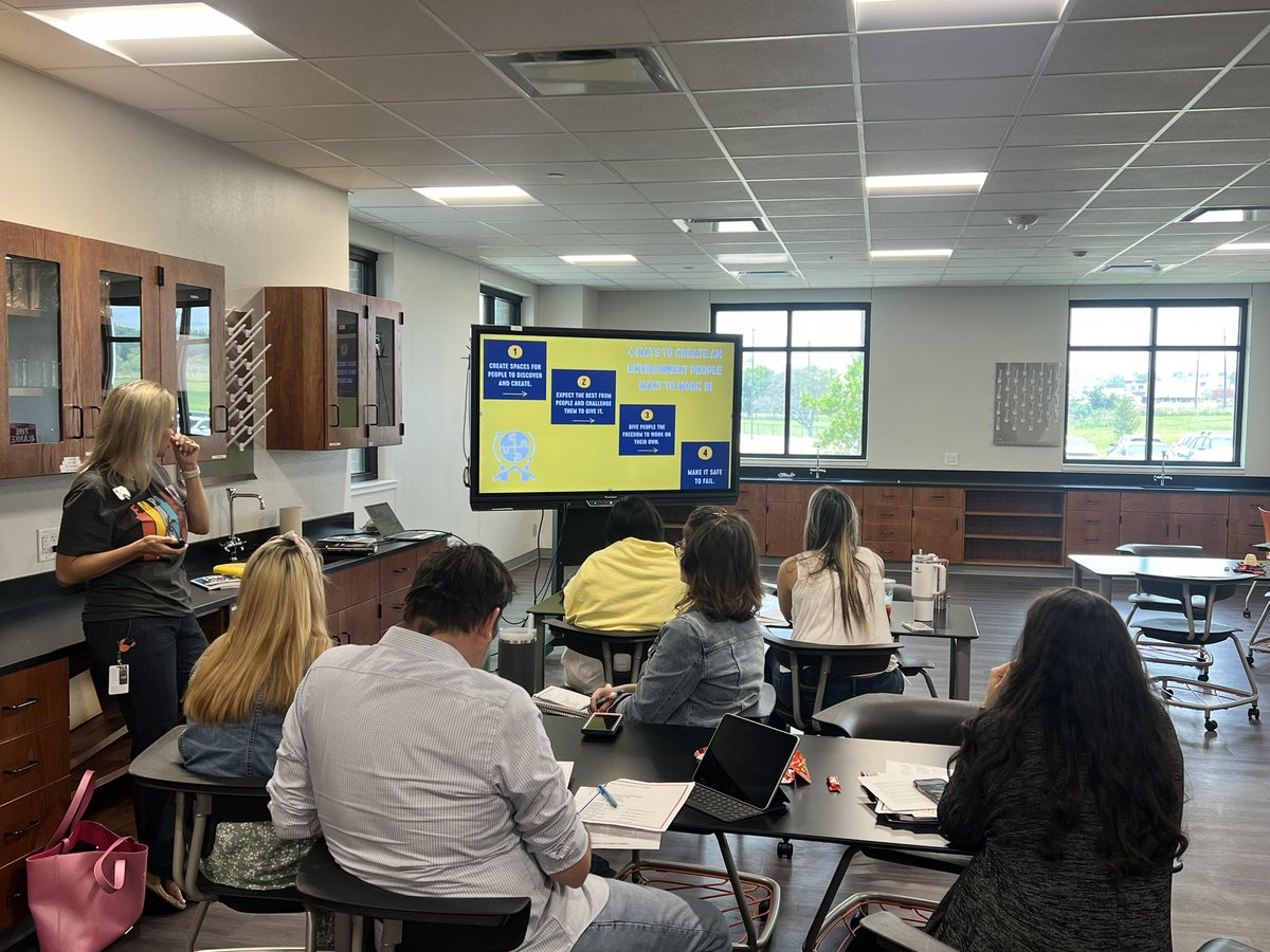 What a great way to cultivate our leadership skills at #Empower2024 Had the opportunity to learn from <a href="/AmberCrissey/">Dr. Amber Crissey</a> on ways to make an impact as a leader in <a href="/AledoISD/">Aledo ISD</a> #GrowingGreatness #AllInAledo