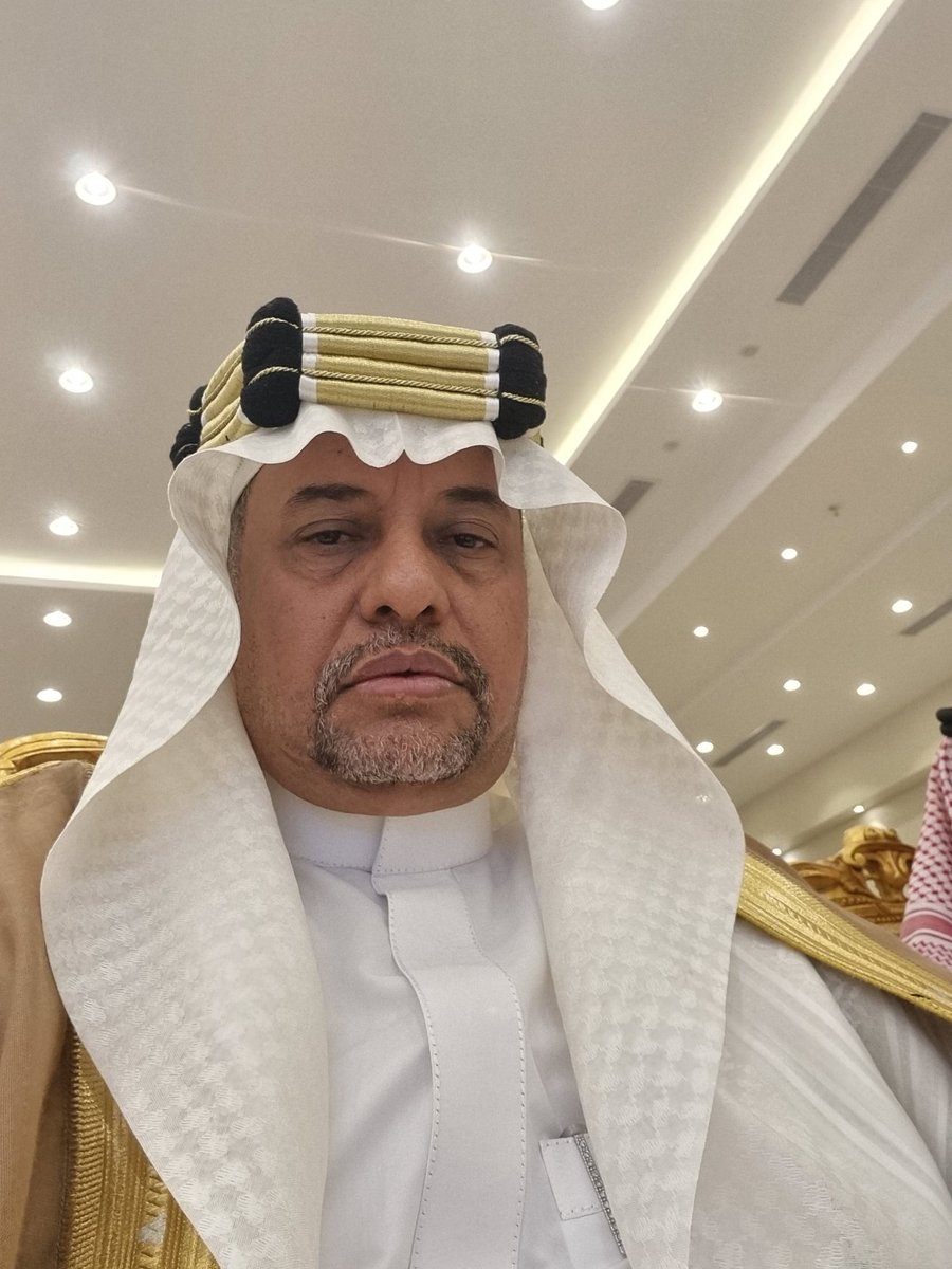 alshareeffahada's tweet photo. سعدت هذه الليلة بحضور الأحتفاء بالدكتور / الشريف فهد بن هندي العبدلي ، بمناسبة حصوله على درجة الدكتوراه في (الأدب والنقد) من جامعة الملك عبدالعزيز  بتقدير ممتاز  ، نسأل الله له السداد والتوفيق . https://t.co/Broq4NHFck