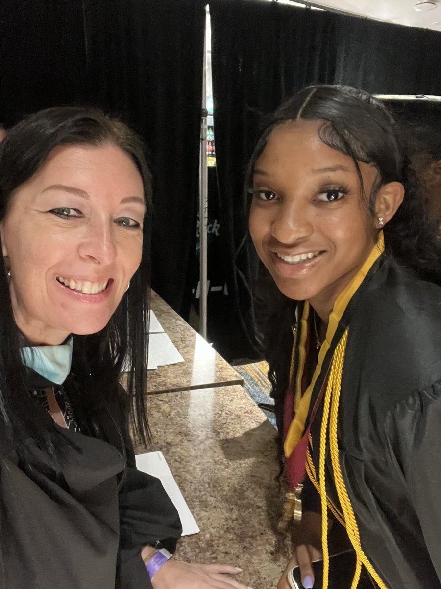 Coach Brandie Taylor 🔺 tweet media