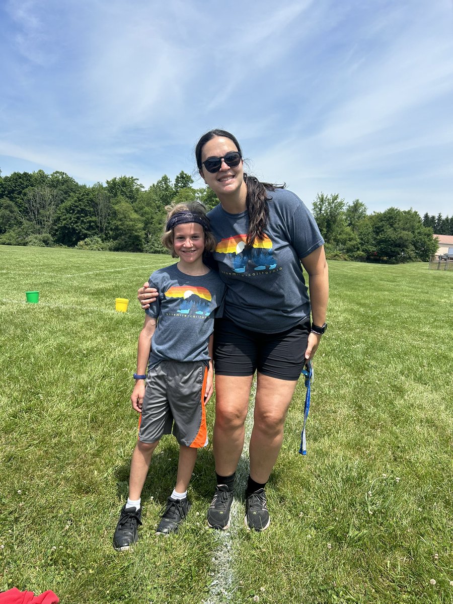 Mrs. DeDea tweet media