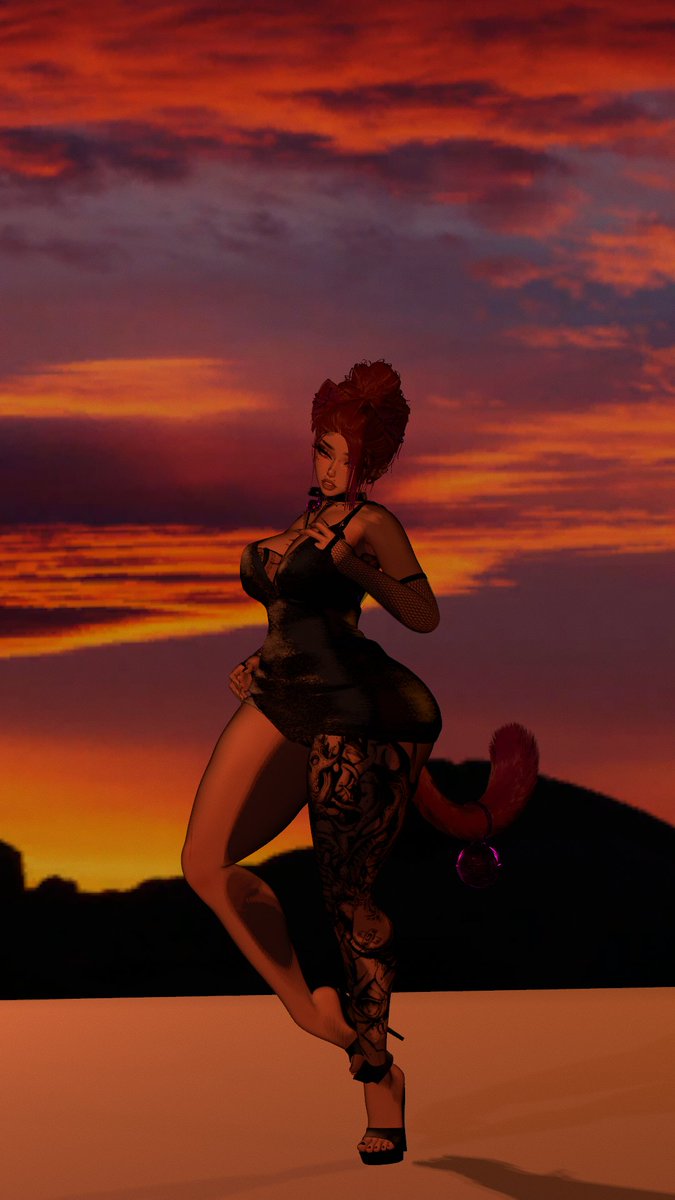 GothGhoul_Shi's tweet photo. I wanna be fucked on a beach at sunset any takers? https://t.co/vYKpAF9GLO