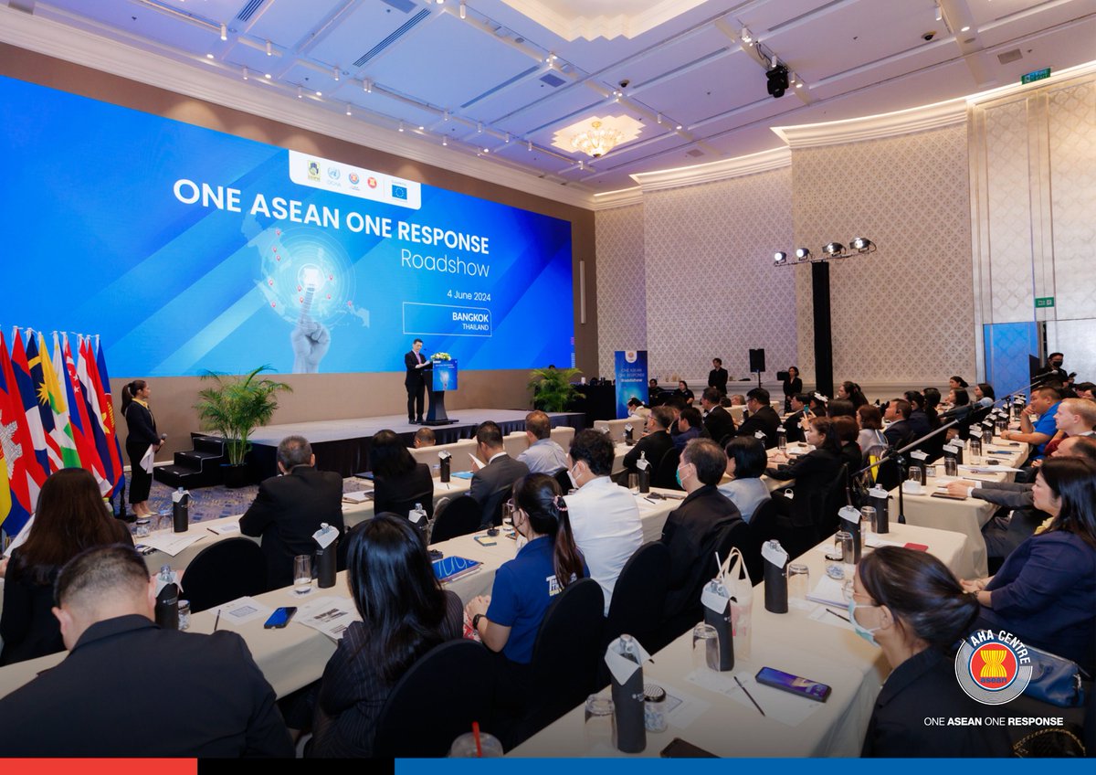 AHACentre's tweet photo. The AHA Centre and #DDPM #Thailand organised the #OneASEANOneResponse Roadshow in Bangkok on 4 June 2024, supported by the #EuropeanUnion through #EUSAHA. https://t.co/ZP7VXNctt0