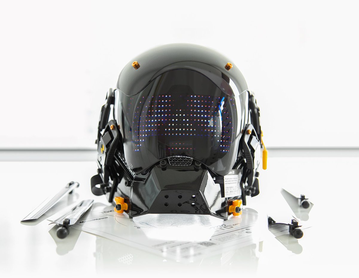 TOKYOROBOTlCS's tweet photo. TOKYOROBOTICS MaskWorks™ 
Cyberpunk Mask [PROTO] Type-1 
Piano Black 〰️ Out of the Oven 
.
.
#Cyberpunk #MaskWorks 
#WearableArt #CyberpunkMask 
#ウェアラブル #サイバーパンク 
#コスプレ #コスプレする 
#サイバーパンクマスク https://t.co/iB2uVccjFe