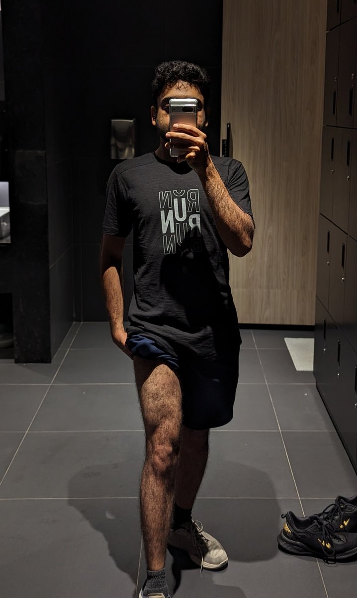 leonard11999's tweet photo. day 34 of #100daysofworkout
legs day π₯²
killed by new PR in inclined leg press and deadlift πβ https://t.co/Pze1RLGcC8