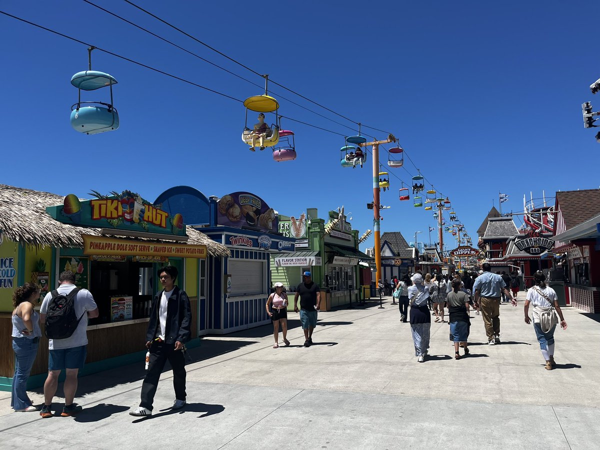 chstoads's tweet photo. Santa Cruz Beach Boardwalk was on the agenda today for Senior Bonding.🧡

#toadpride
#OnceAToadAlwaysAToad
#classof2024 https://t.co/ruH1t38sAC